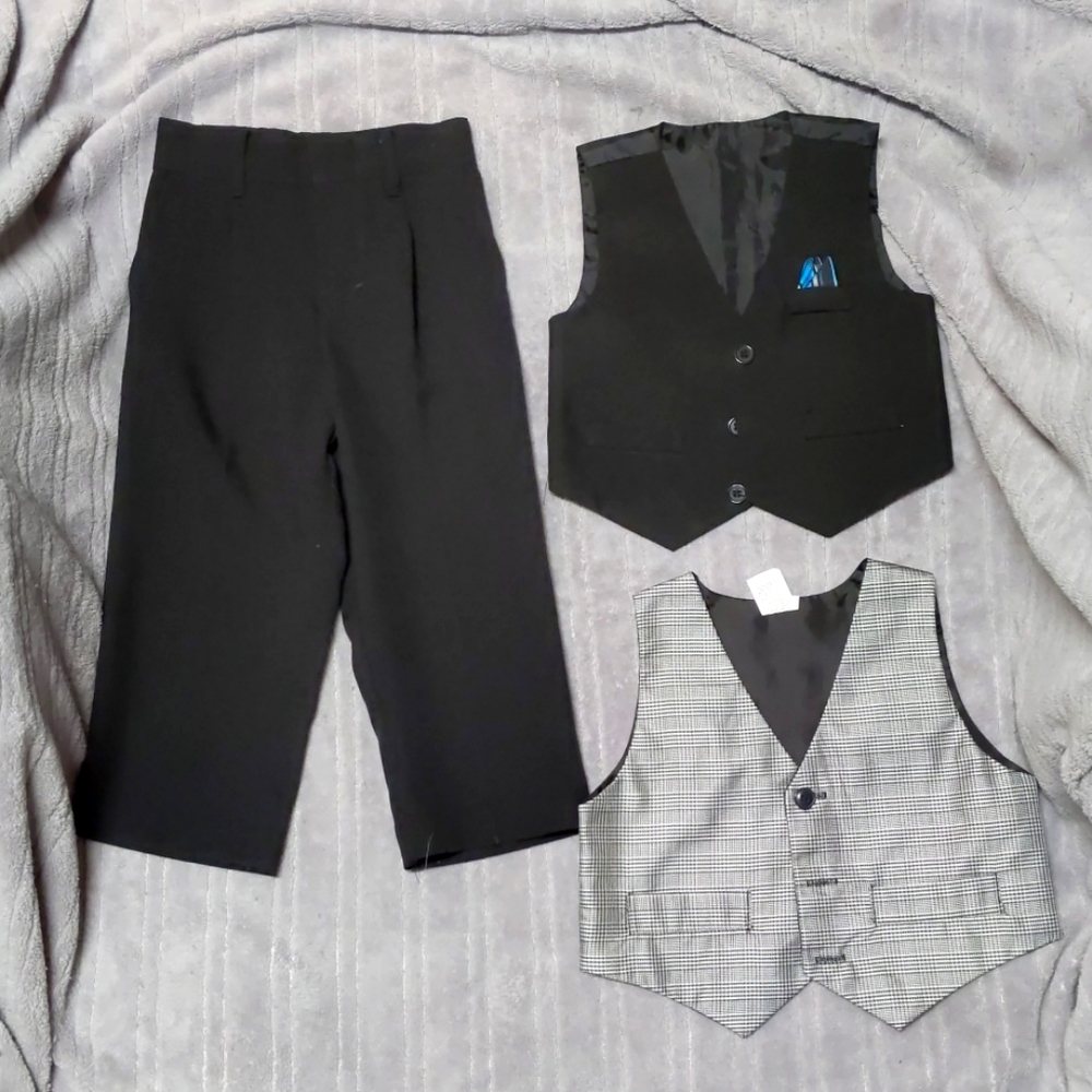 Sleek looking vests and pants for 3T